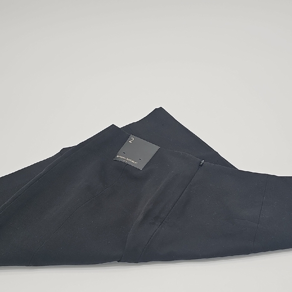 NEW W/ TAGS Banana Republic Black Skirt Size 2 - Picture 2 of 8